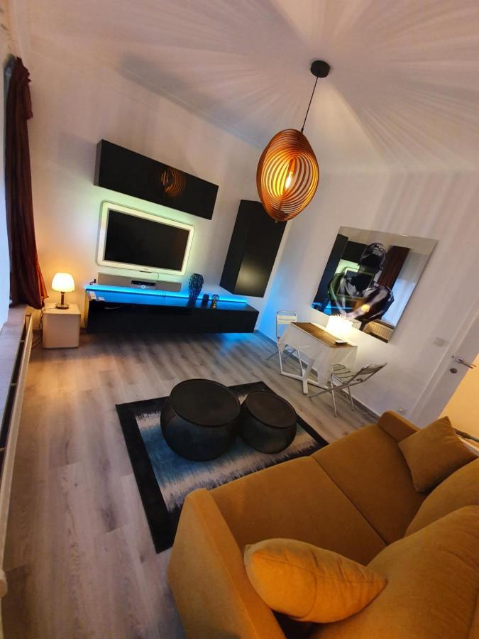 Cosy Corner In Quiet Suburb - All Cars Allowed Antwerpen Ngoại thất bức ảnh