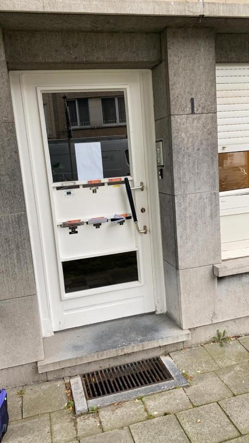 Cosy Corner In Quiet Suburb - All Cars Allowed Antwerpen Ngoại thất bức ảnh